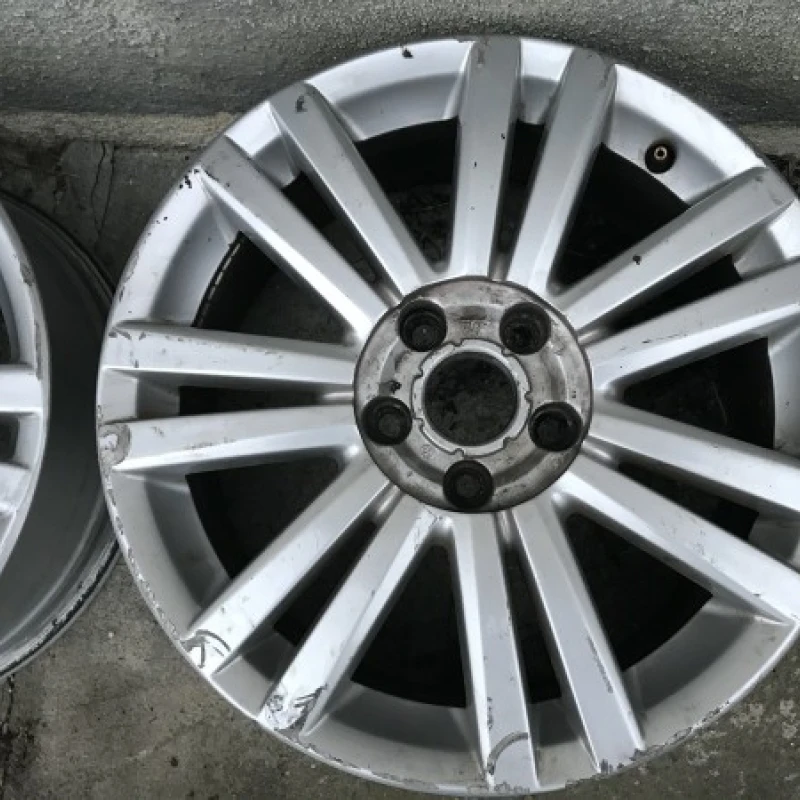 Janta aluminiu j17 / Volkswagen Touran 1T 2008 / Jante si roti