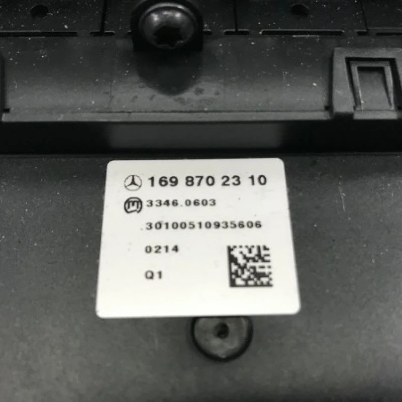 Panou comenzi incalzire scaune / Mercedes-Benz A Class W169 2010 / Interior