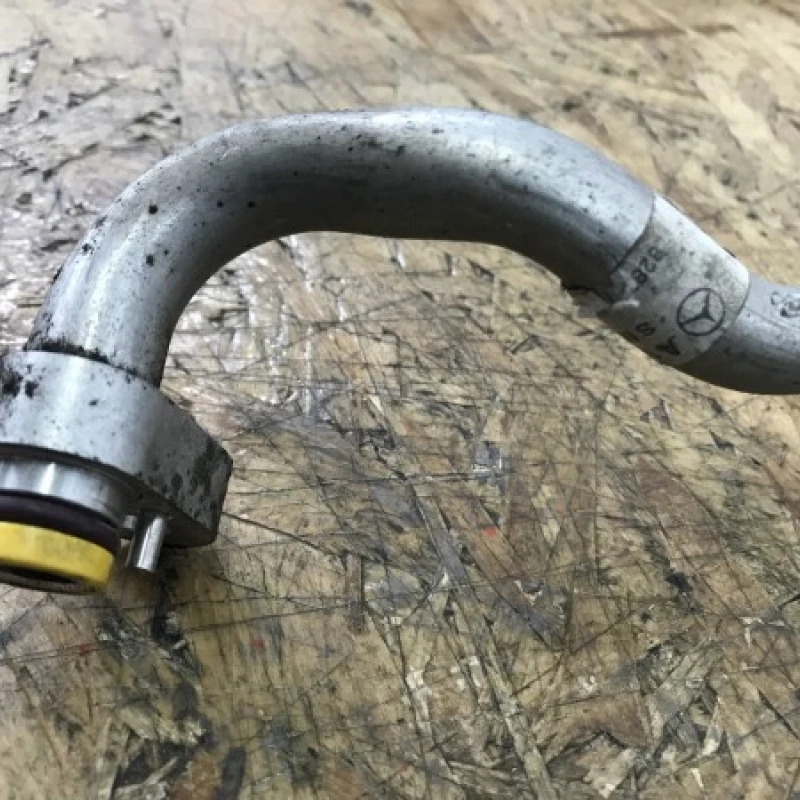Conducta clima / Mercedes-Benz A Class W169 2010 / Climatizare