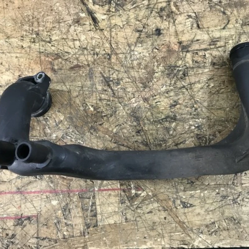 Tub furtun apa Mercedes-Benz 