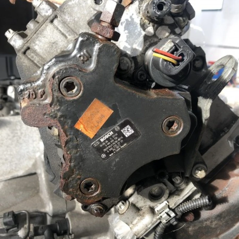 Pompa de injectie inalte Mercedes-Benz 