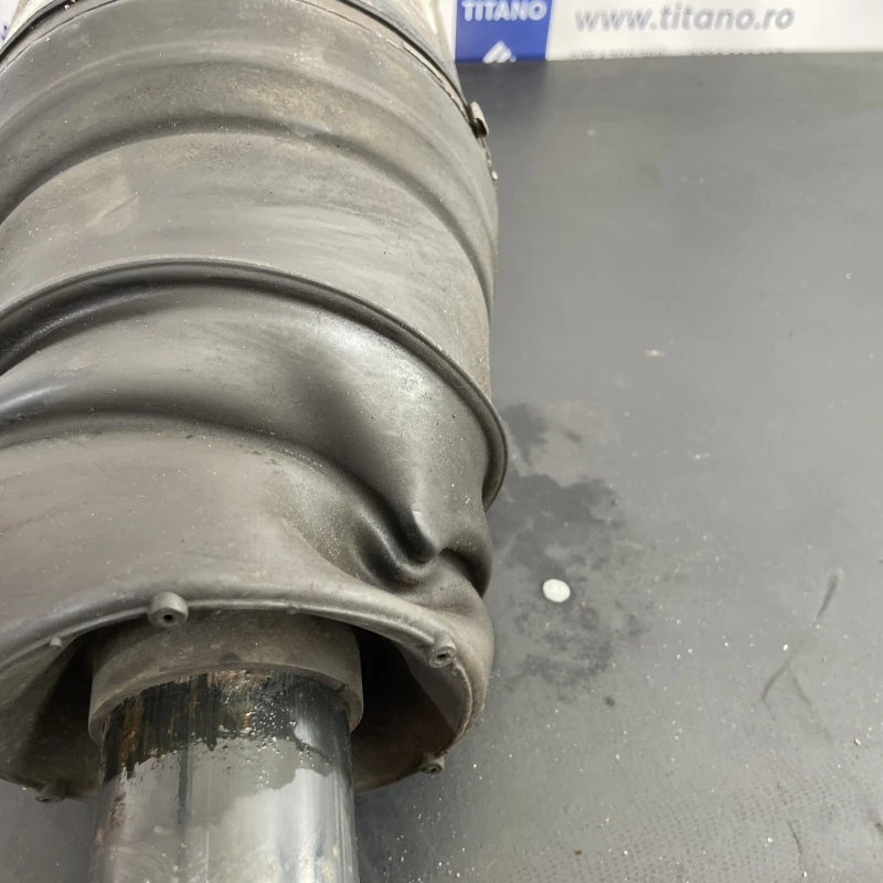 Perna aer dreapta spate / Land Rover Range Rover Sport Range Rover Sport 2011 / Directie si suspensie