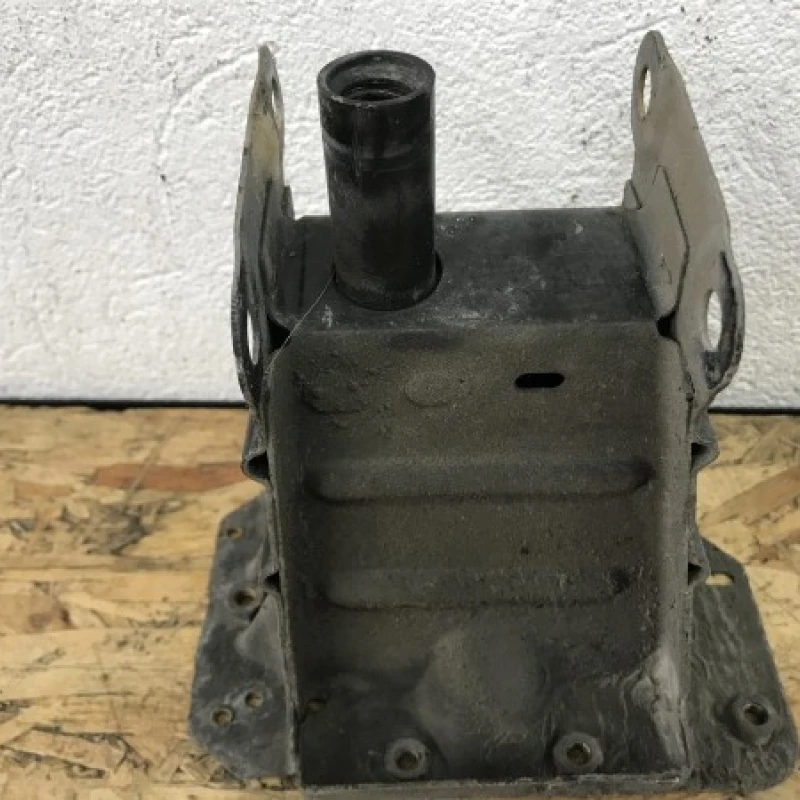 Cap lonjeron dreapta fata / Mercedes-Benz A Class W169 2010 / Caroserie, oglinzi si faruri