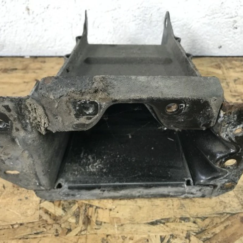 Cap lonjeron stanga fata / Mercedes-Benz A Class W169 2010 / Caroserie, oglinzi si faruri
