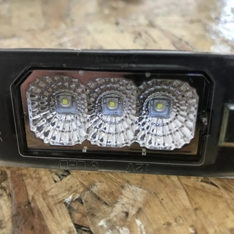 Lampa led numar spate / Volkswagen Passat B6 2008 / Caroserie, oglinzi si faruri
