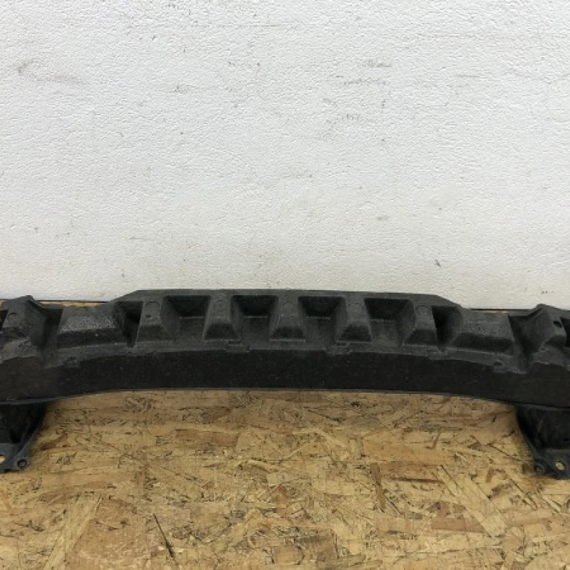 Armatura intaritura bara fata / Volkswagen Touran 1T 2008 / Caroserie, oglinzi si faruri