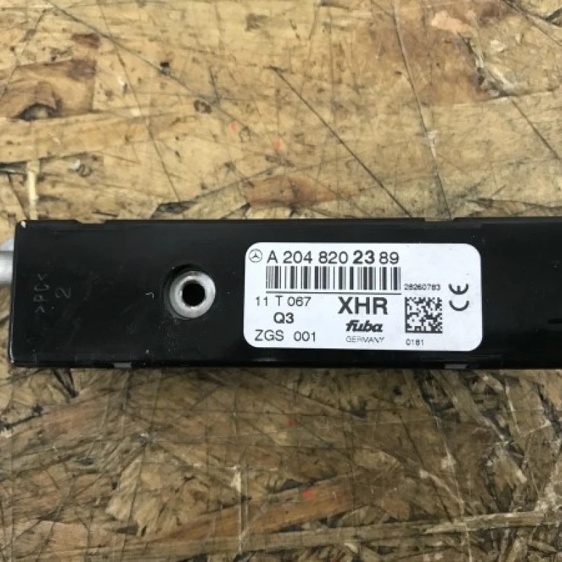 Amplificator antena dreapta / Mercedes-Benz GLK Class X204 2011 / Audio si electronice