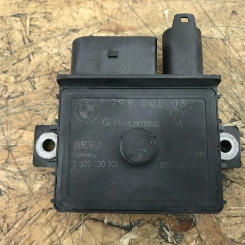 Releu buji / BMW Seria 5 E60 2008 / Audio si electronice