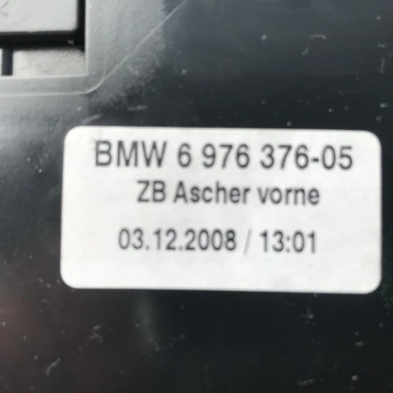 Scrumiera / BMW Seria 5 E60 2009 / Interior