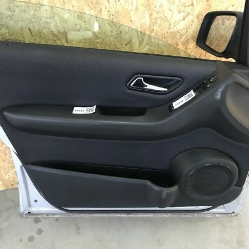 Motoras geam stanga fata Mercedes-Benz 