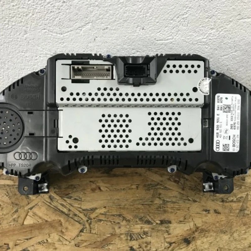 Ceas bord / Audi A6 C7 2016 / Audio si electronice