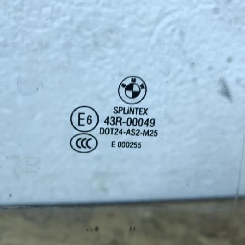Geam stanga spate / BMW Seria 5 E60 2008 / Caroserie, oglinzi si faruri