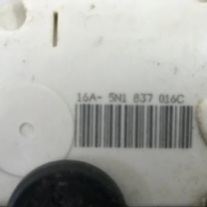 Iala broasca usa dreapta fata / Volkswagen Tiguan 5N 2011 / Caroserie, oglinzi si faruri