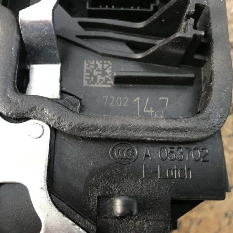 Broasca usa stanga spate / BMW Seria 5 E60 2009 / Caroserie, oglinzi si faruri