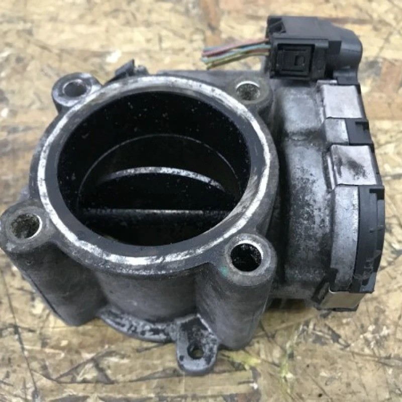 Clapeta acceleratie / Mercedes-Benz GLK Class X204 2011 / Motor, racire si evacuare