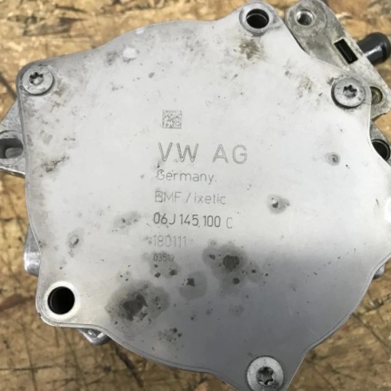 Pompa vacum / Volkswagen Passat B6 2008 / Motor, racire si evacuare