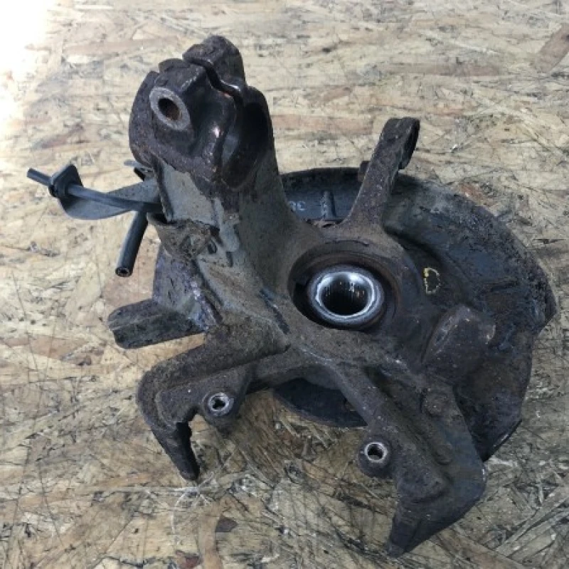 Fuzeta dreapta fata / Skoda Fabia MK2 5J 2011 / Directie si suspensie