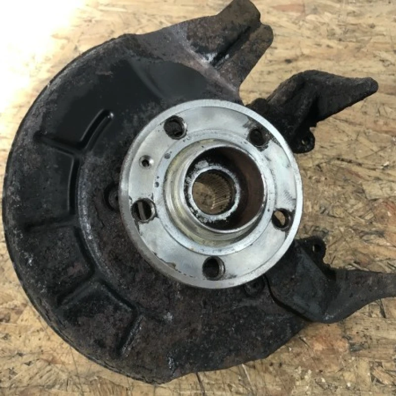 Fuzeta dreapta fata / Skoda Fabia MK2 5J 2011 / Directie si suspensie