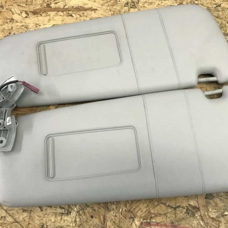 Parasolar interior gri / BMW Seria 5 E60 2009 / Interior