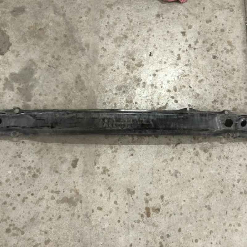 Intaritura bara spate BMW 