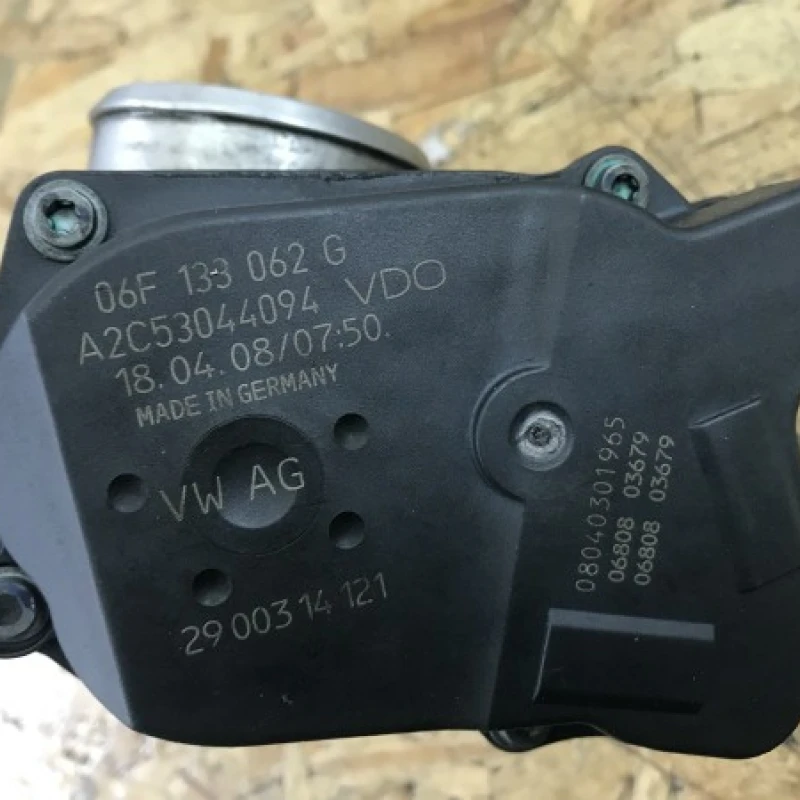 Clapeta acceleratie / Volkswagen Passat B6 2008 / Motor, racire si evacuare