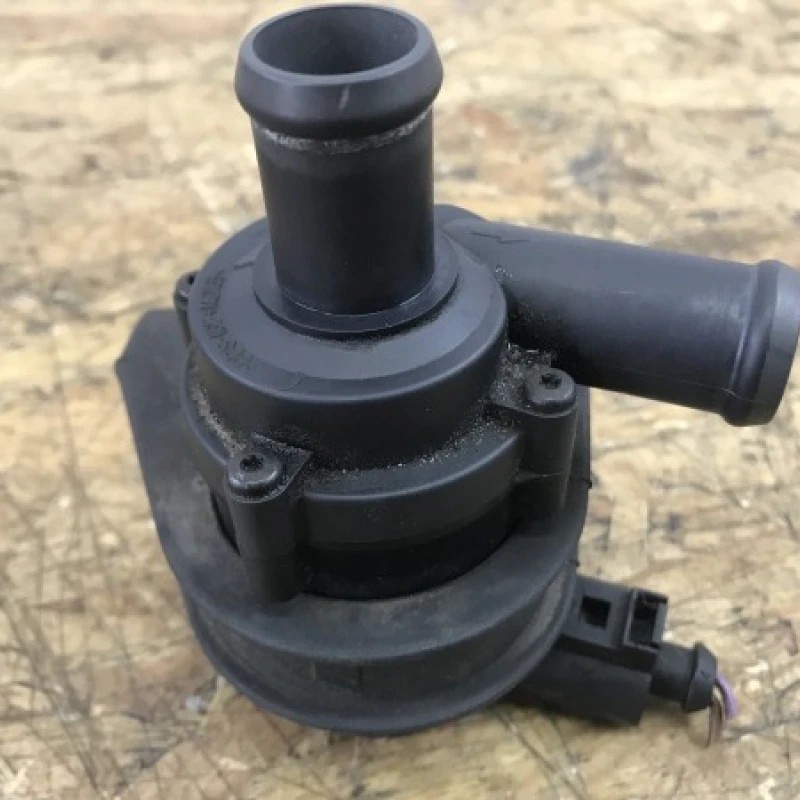 Pompa recirculare apa / Volkswagen Passat B6 2008 / Motor, racire si evacuare