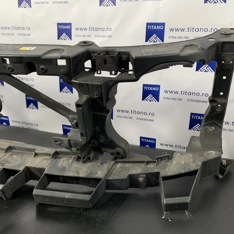 Trager / Land Rover Range Rover Sport Range Rover Sport 2011 / Caroserie, oglinzi si faruri