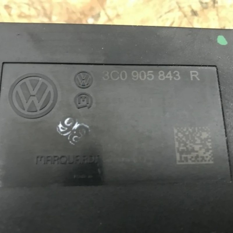 Contact chei / Volkswagen Passat B6 2008 / Interior