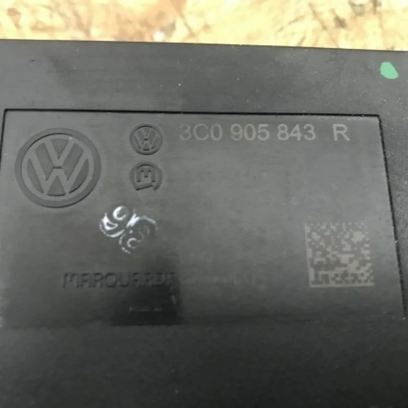 Contact chei / Volkswagen Passat B6 2008 / Interior