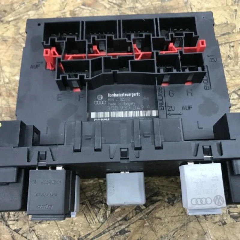 Calculator confort / Volkswagen Passat B6 2008 / Audio si electronice
