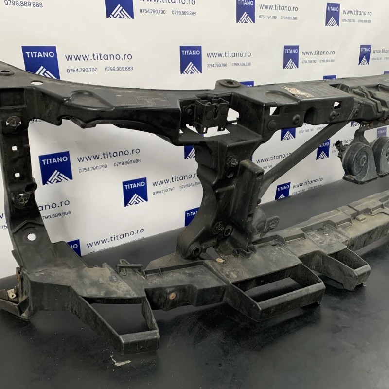 Trager / Land Rover Range Rover Sport Range Rover Sport 2011 / Caroserie, oglinzi si faruri