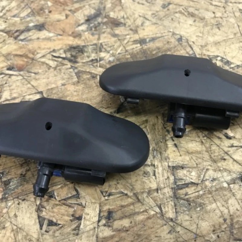 Duza spalare parbriz Volkswagen Passat B6 2008