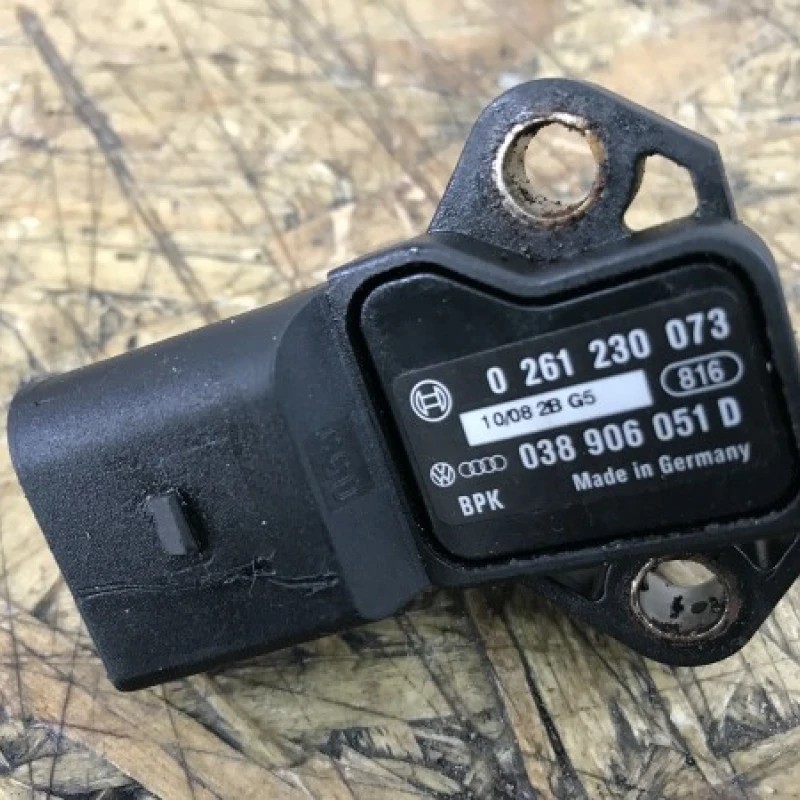 Senzor presiune galerie admisie / Volkswagen Passat B6 2008 / Audio si electronice