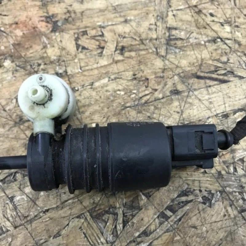 Pompa spalator parbriz Volkswagen 