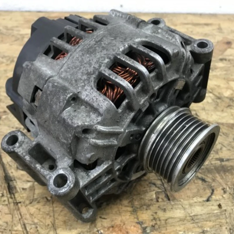 Alternator / Volkswagen Passat B6 2008 / Audio si electronice