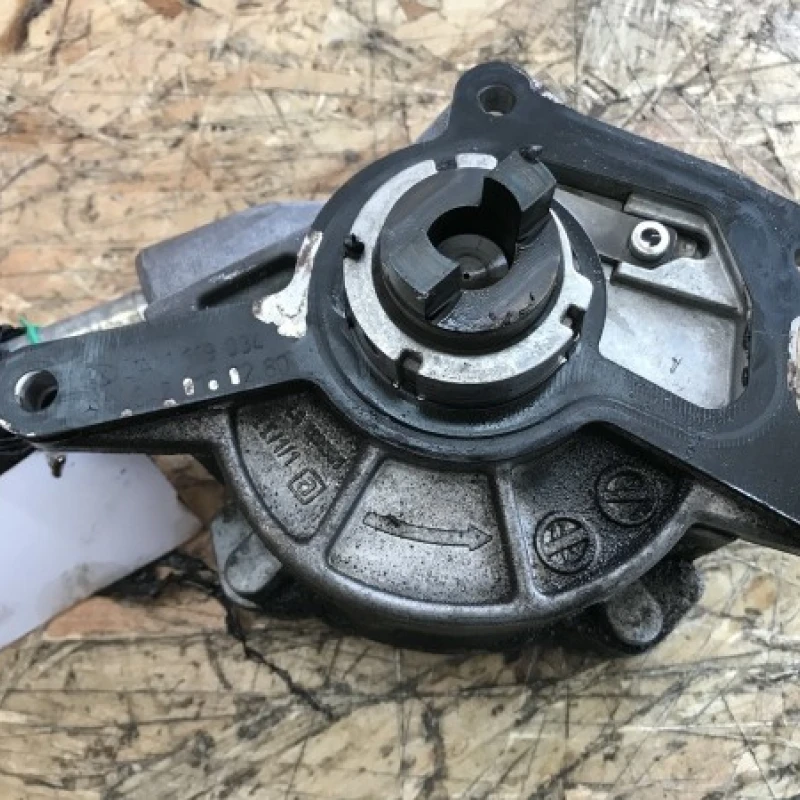Pompa vacuum Mercedes-Benz 