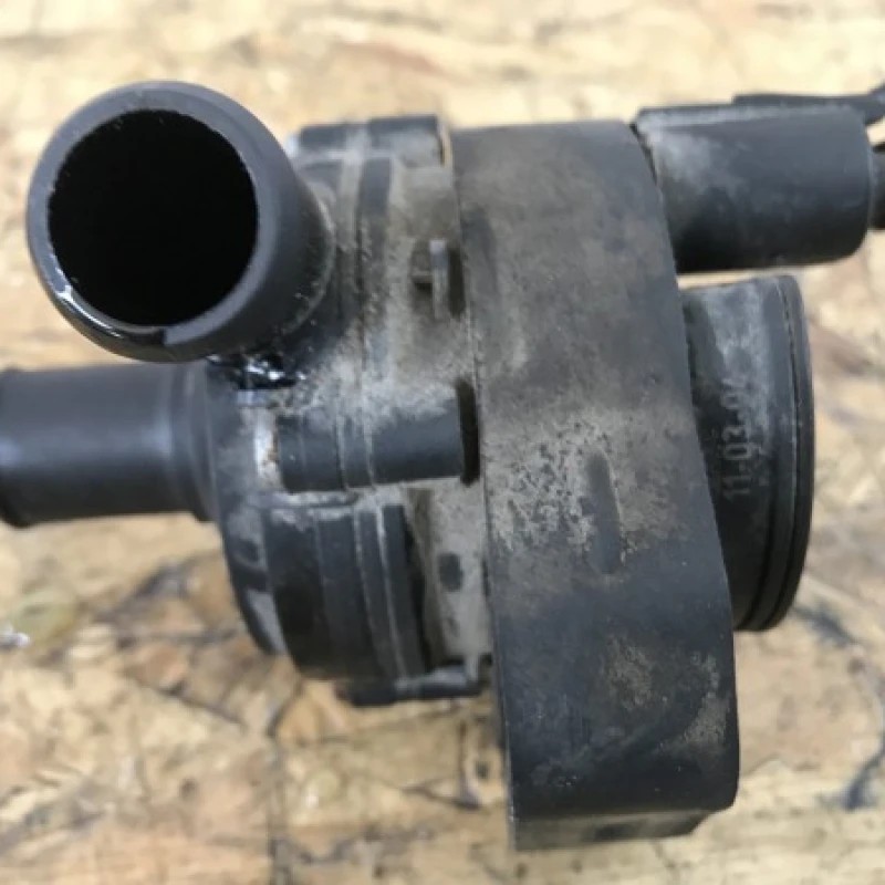Pompa recirculare apa / Mercedes-Benz GLK Class X204 2011 / Motor, racire si evacuare