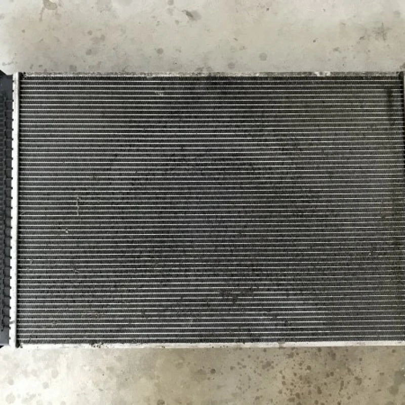 Radiator apa racire motor Mercedes-Benz 