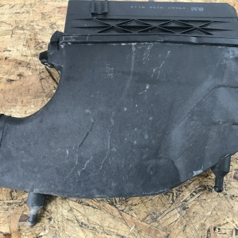 Carcasa filtru aer stanga Mercedes-Benz 