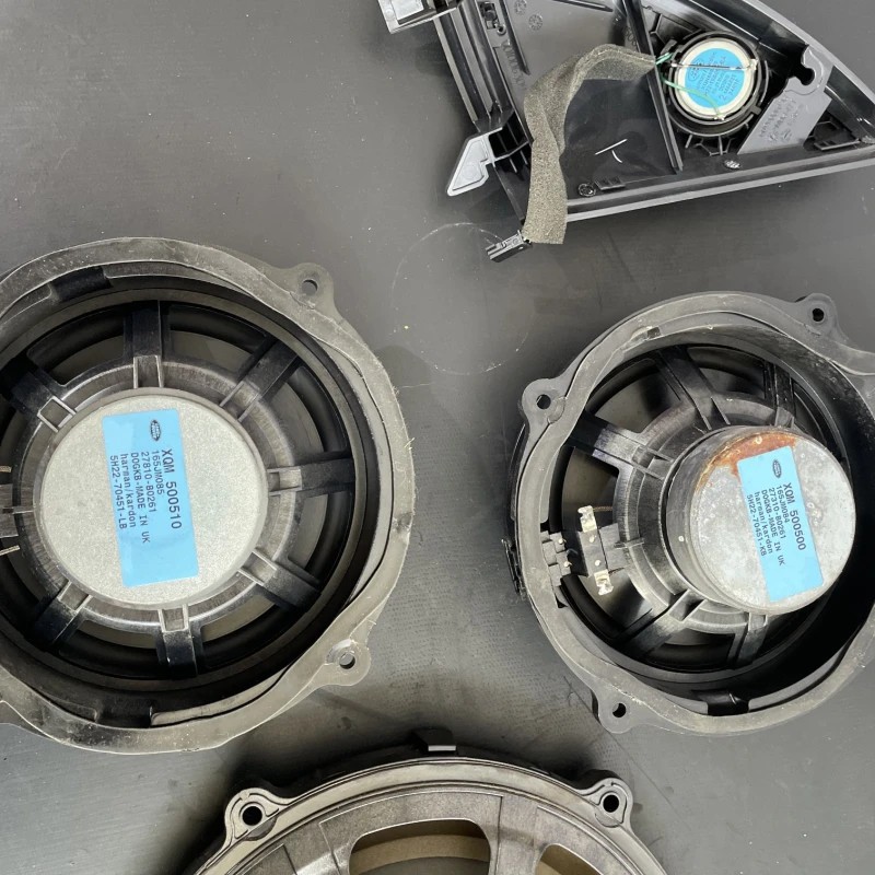 Set boxe harman/kardon / Land Rover Range Rover Sport Range Rover Sport 2011 / Audio si electronice