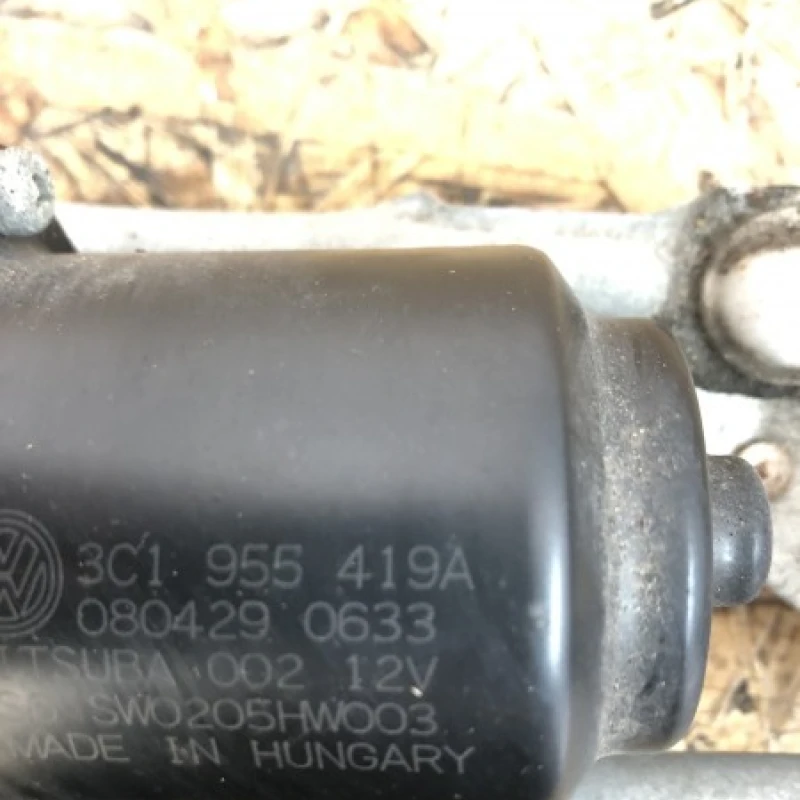 Ansamblu stergatoare cu motoras / Volkswagen Passat B6 2008 / Caroserie, oglinzi si faruri
