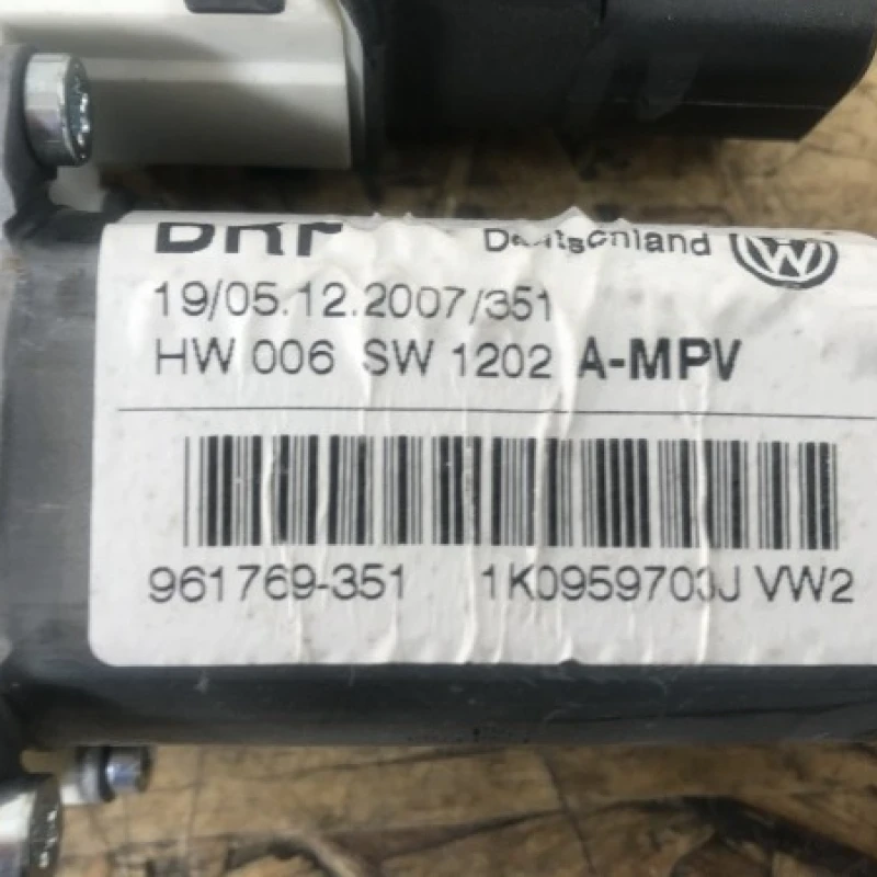 Motoras usa stanga spate cu modul / Volkswagen Touran 1T 2014 / Interior