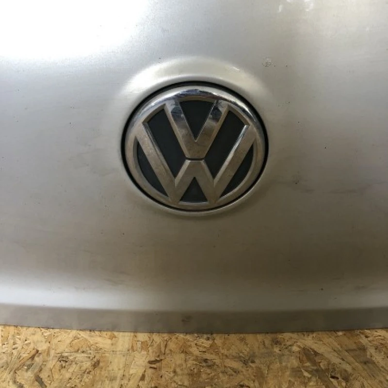 Iala broasca haion / Volkswagen Golf MK6 2009 / Caroserie, oglinzi si faruri