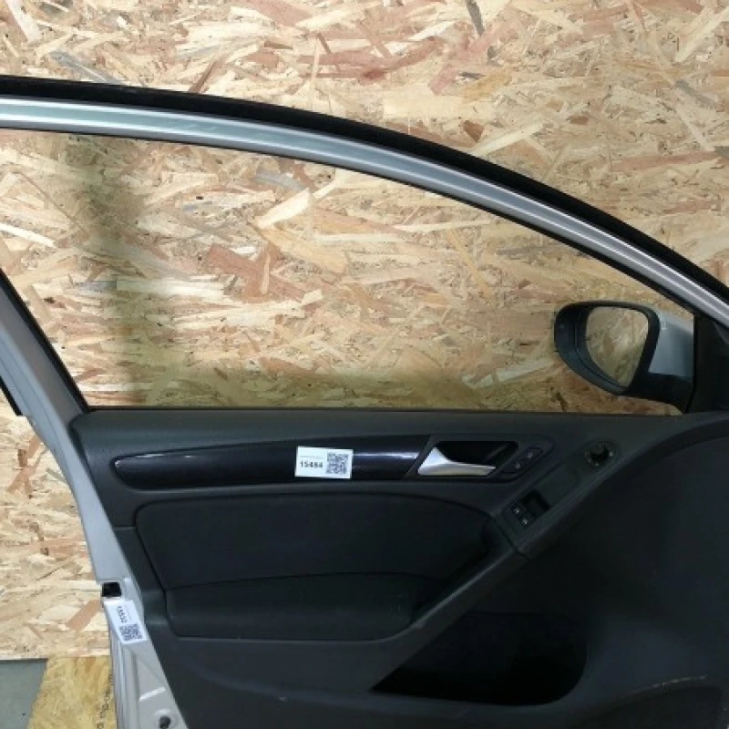Geam usa stanga fata Volkswagen 