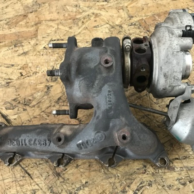 Turbosuflanta turbocompresor Volkswagen 