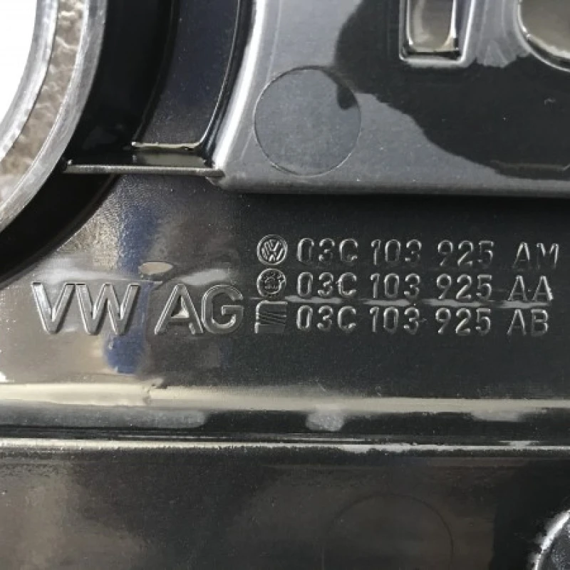 Capac motor / Volkswagen Golf MK6 2009 / Motor, racire si evacuare