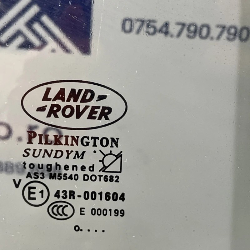 Geam dreapta spate / Land Rover Range Rover Sport Range Rover Sport 2011 / Caroserie, oglinzi si faruri