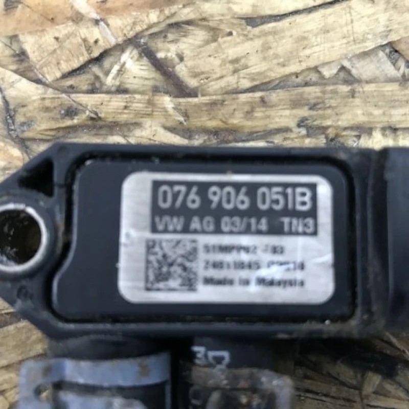 Senzor temperatura gaze filtru particule / Volkswagen Touran 1T 2014 / Audio si electronice