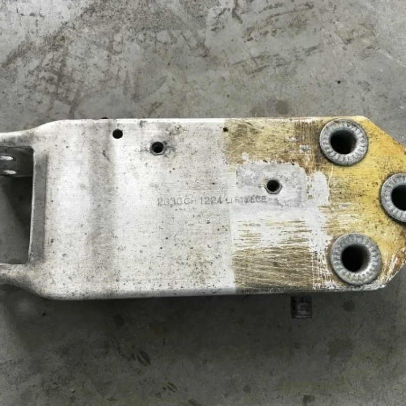 Capat lonjeron stg BMW Seria 5 F10 2012