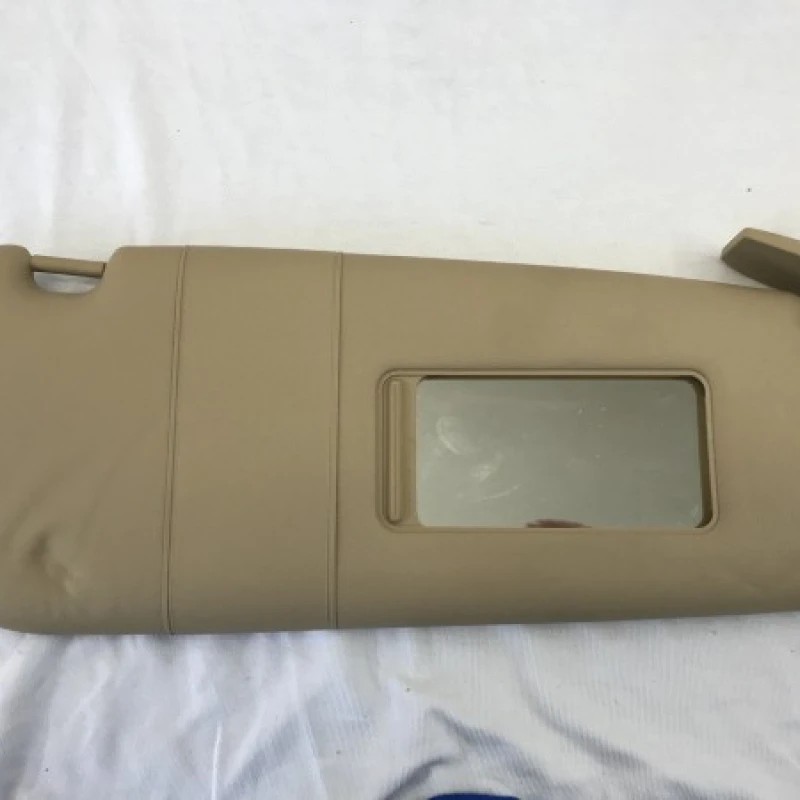 Parasolare dr / BMW Seria 5 E60 2008 / Interior